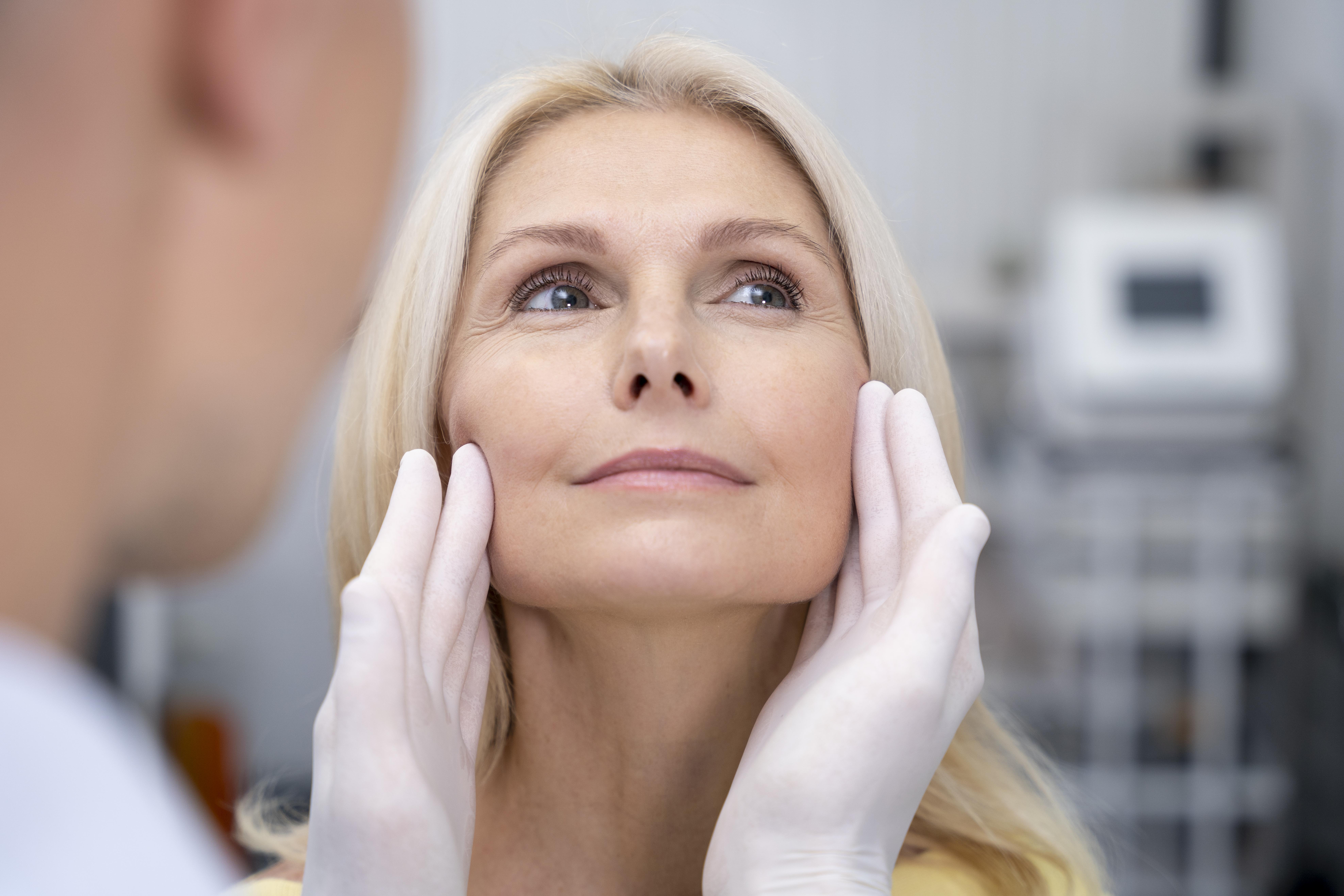 What is the Average Downtime for a Facelift? featured image